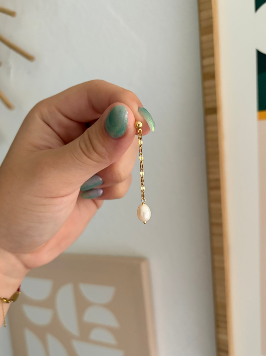 Leia Pearl Stud