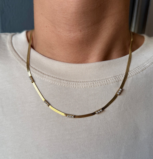 Thin Snake Necklace